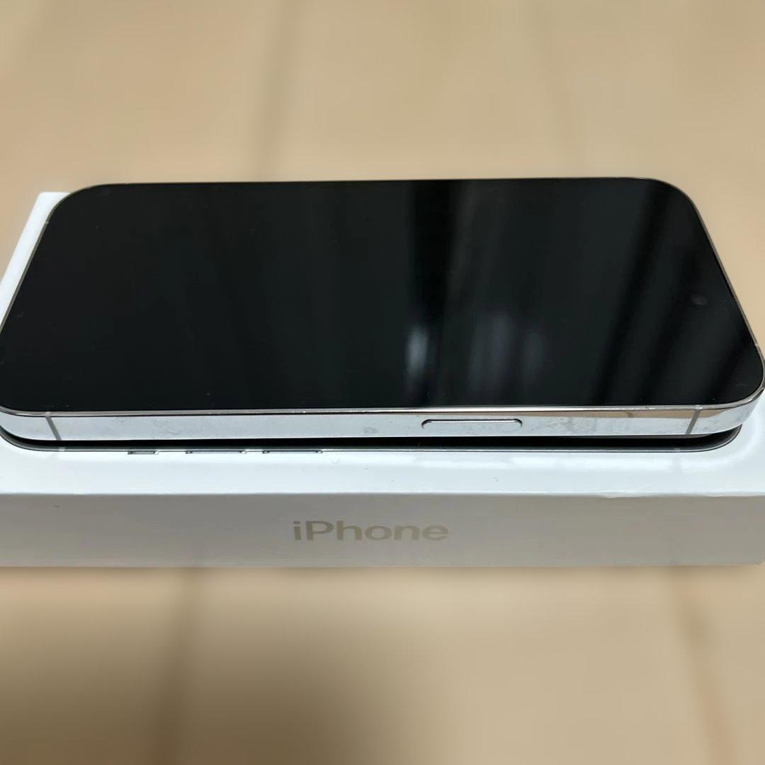 iPhone14プロ　シルバー 128GB