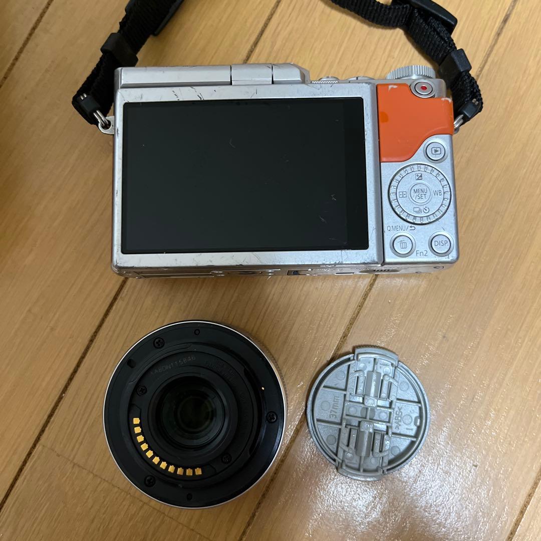 デジタルカメラ　デジカメ　ジャンク