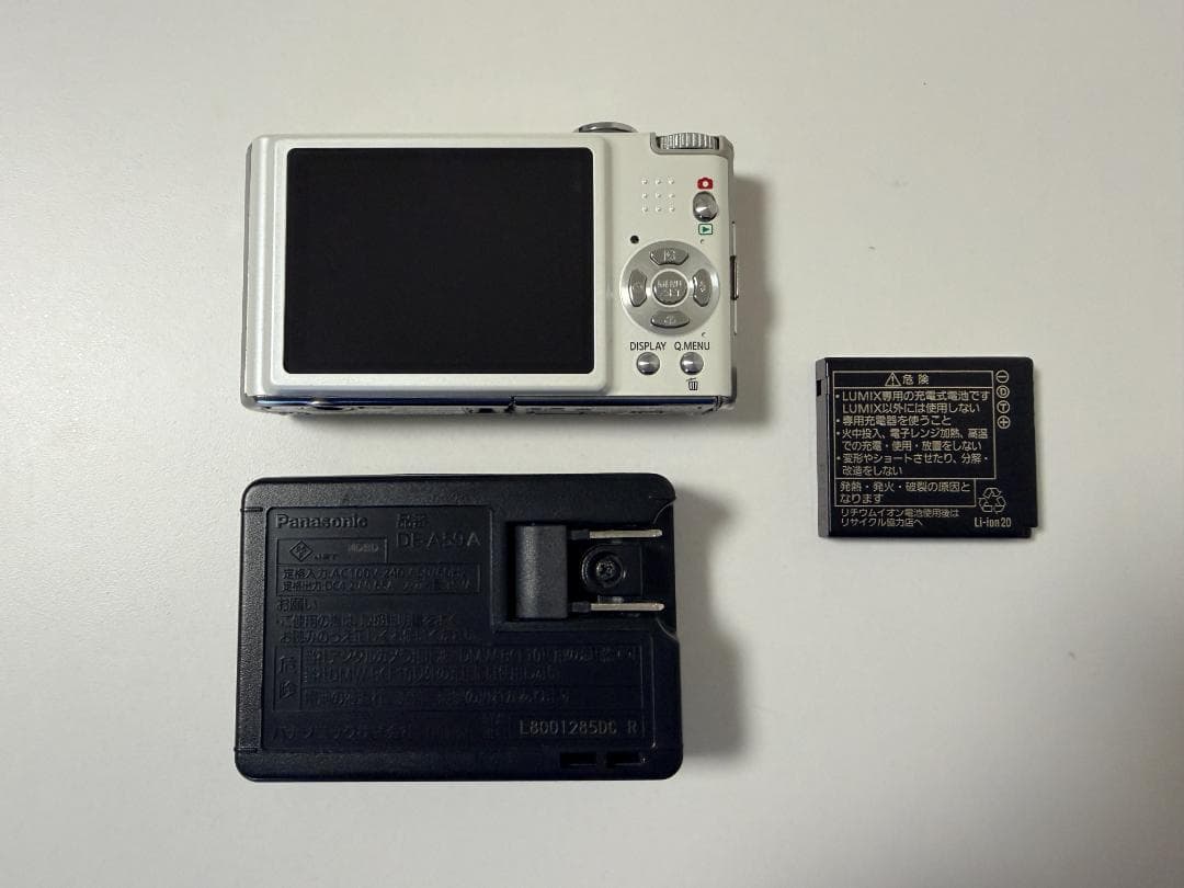 【基本動作確認済】Panasonic ルミックス デジカメ／DMC-FX40