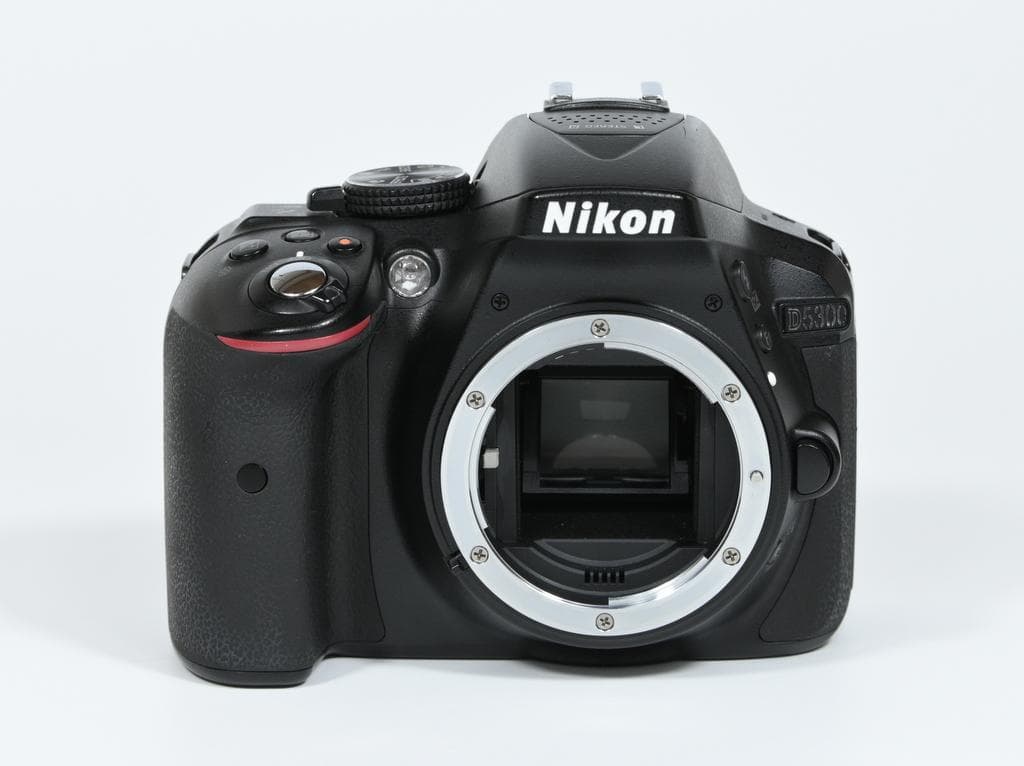 【美品】 ニコン　Nikon D5300 レンズキット