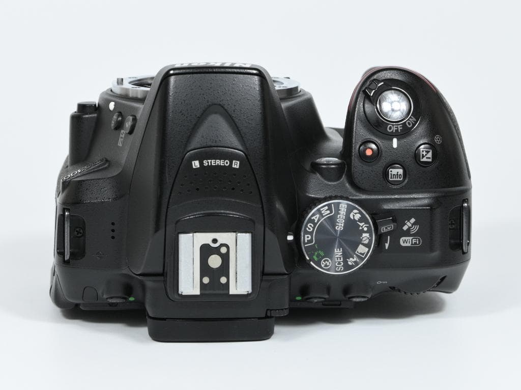 【美品】 ニコン　Nikon D5300 レンズキット