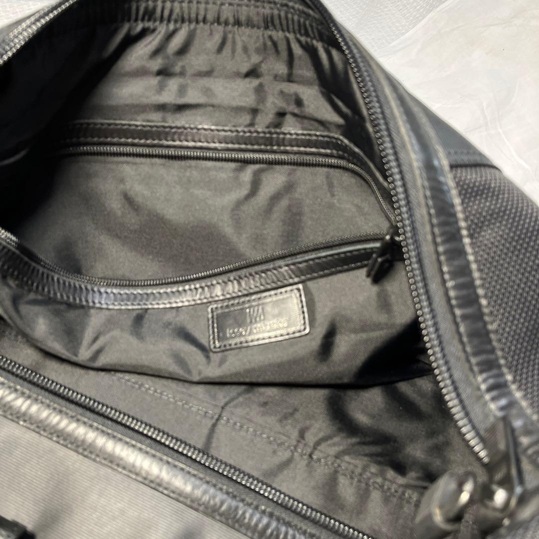 新品未使用　ISSEY MIYAKE 三宅一生ボストンバッグ ショルダーバッグ