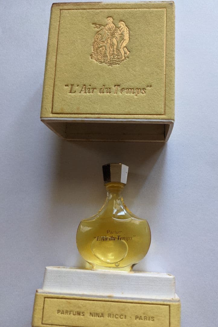 CHANEL・Christian Dior、NINA RICCI