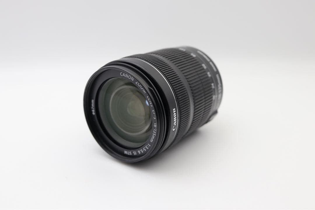 Canon EF-S 18-135mm F3.5-5.6 IS STM キャノン