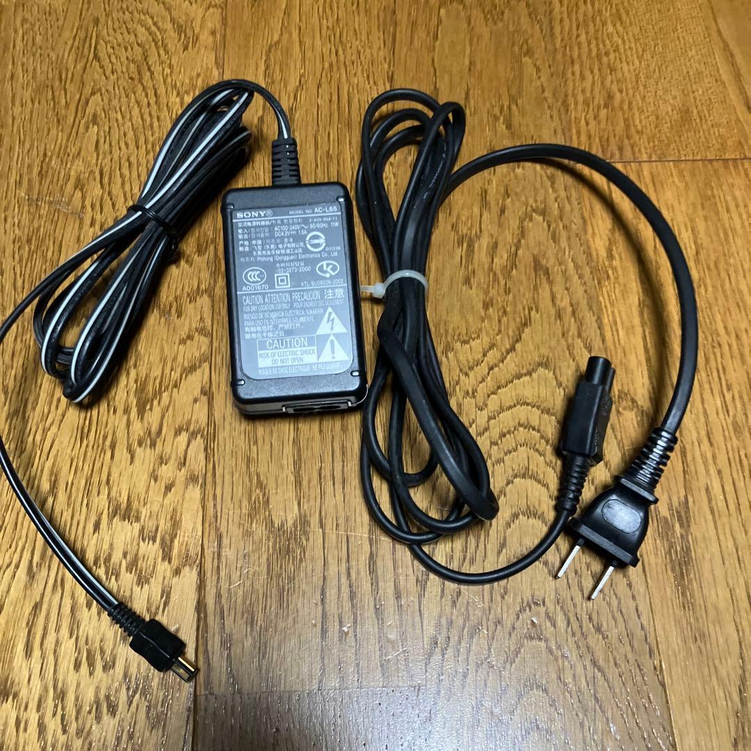 中古SONYサイバーショットDSC-L1（ワインレッド）