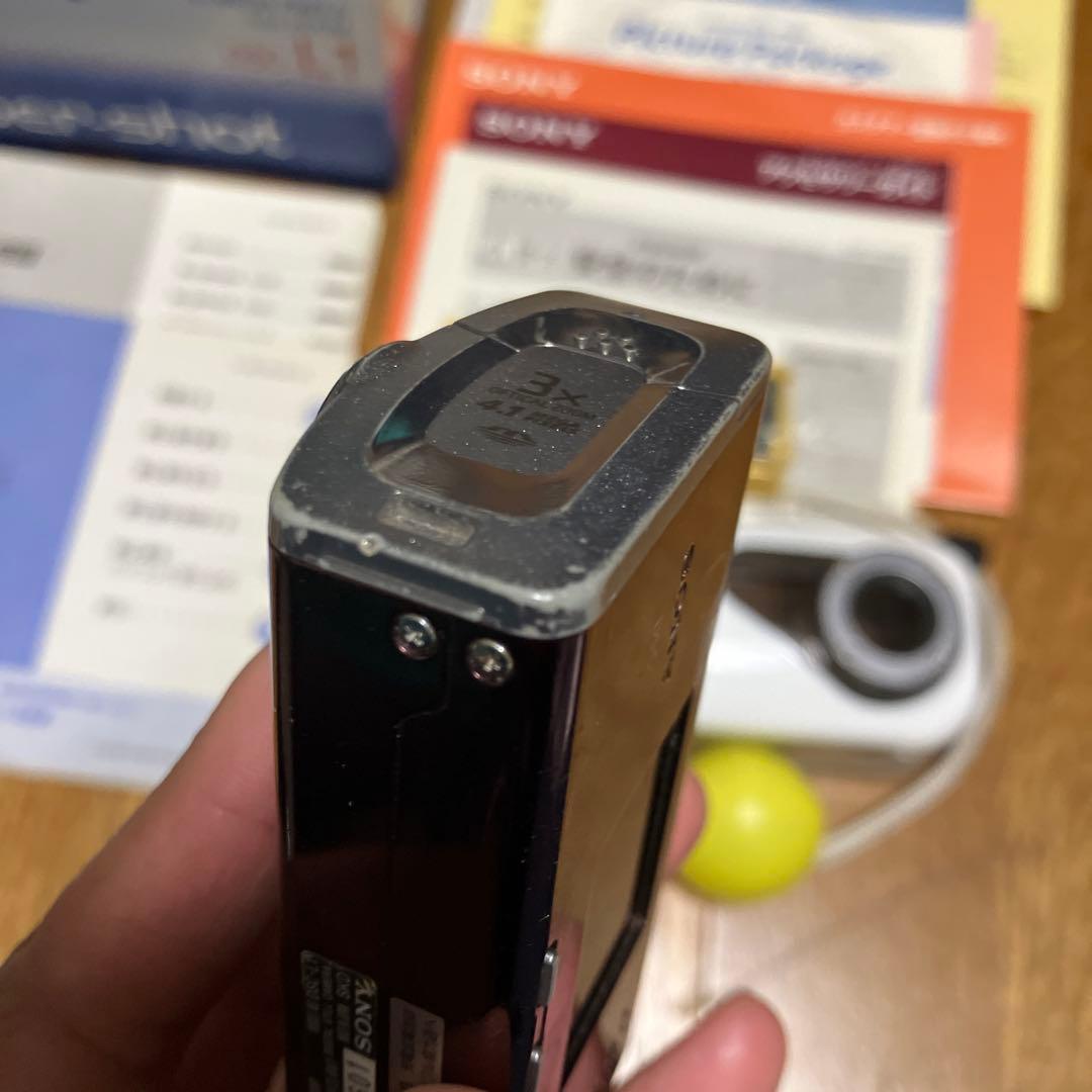 中古SONYサイバーショットDSC-L1（ワインレッド）