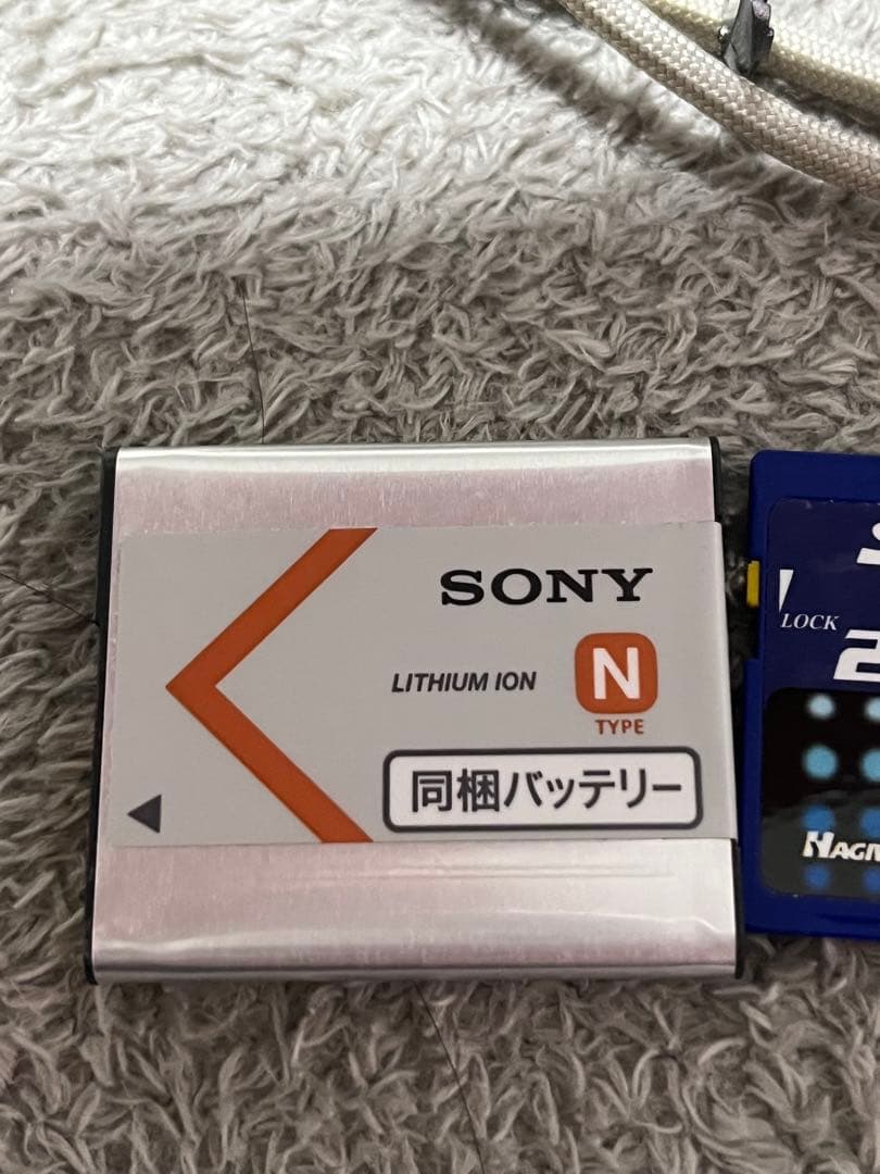 SONY Cyber-shot 10倍光学ズーム