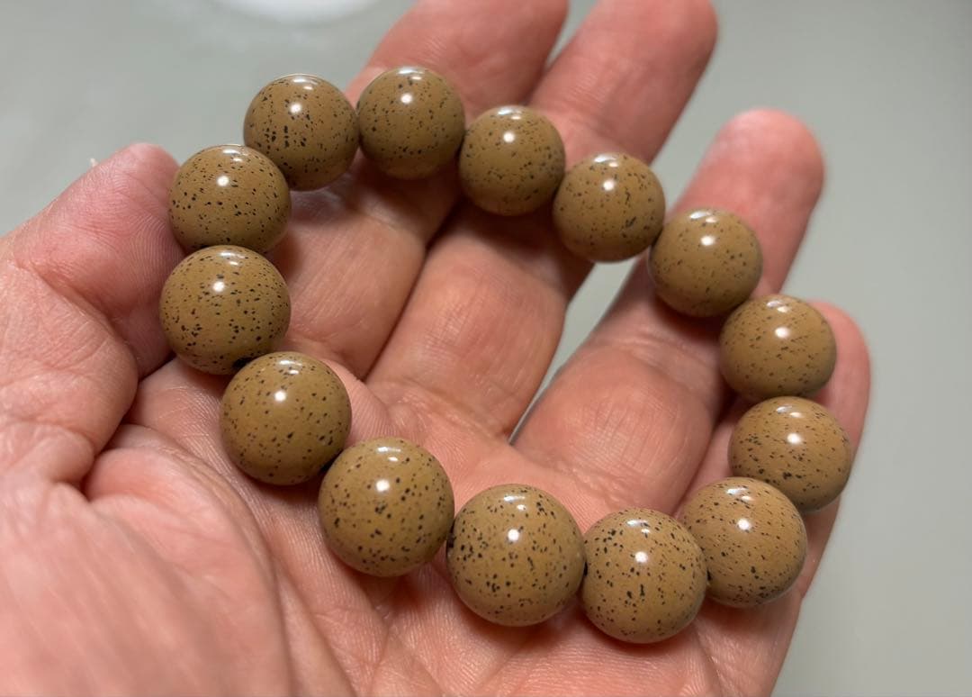 「万病の薬石」北投石 ブレスレット径１８ｃｍ（証明書付き）１０mm珠