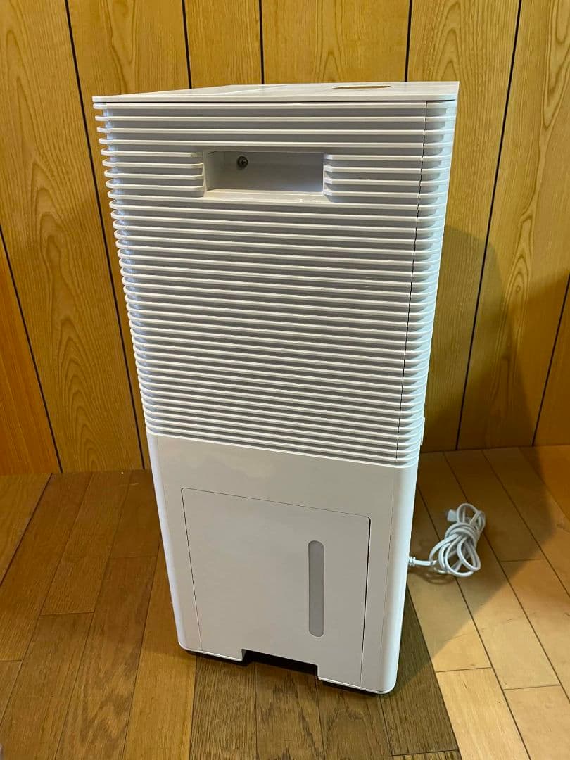 美品 アイリスオーヤマ 空気清浄機 除湿機 衣類乾燥機 IJCP-J160-W