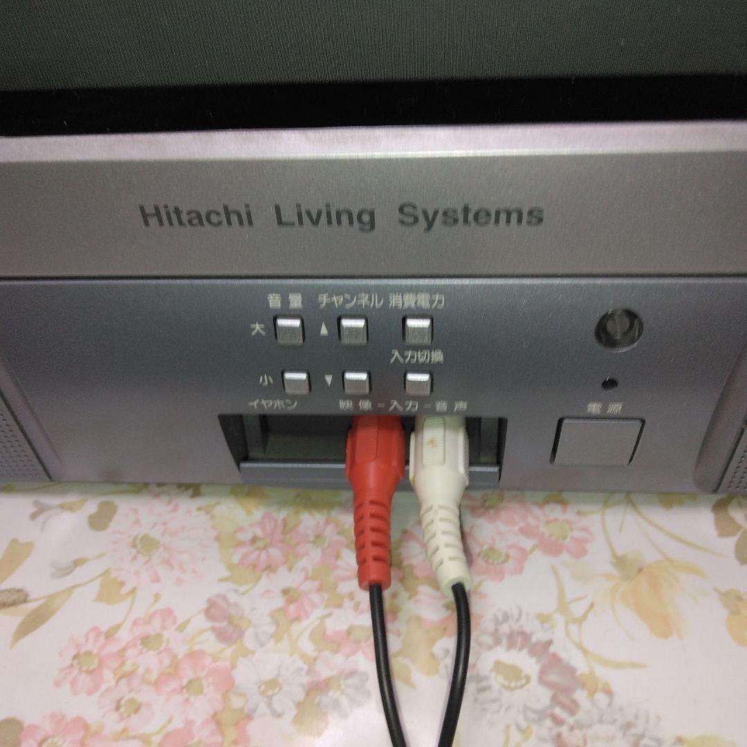HITACHI ブラウン管テレビ15型と日立ビデオカセットレコーダー各1台です。