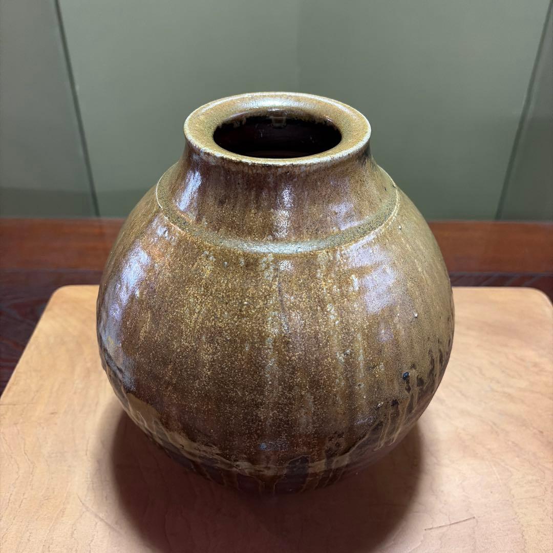 備前焼　壺　榊原貢作