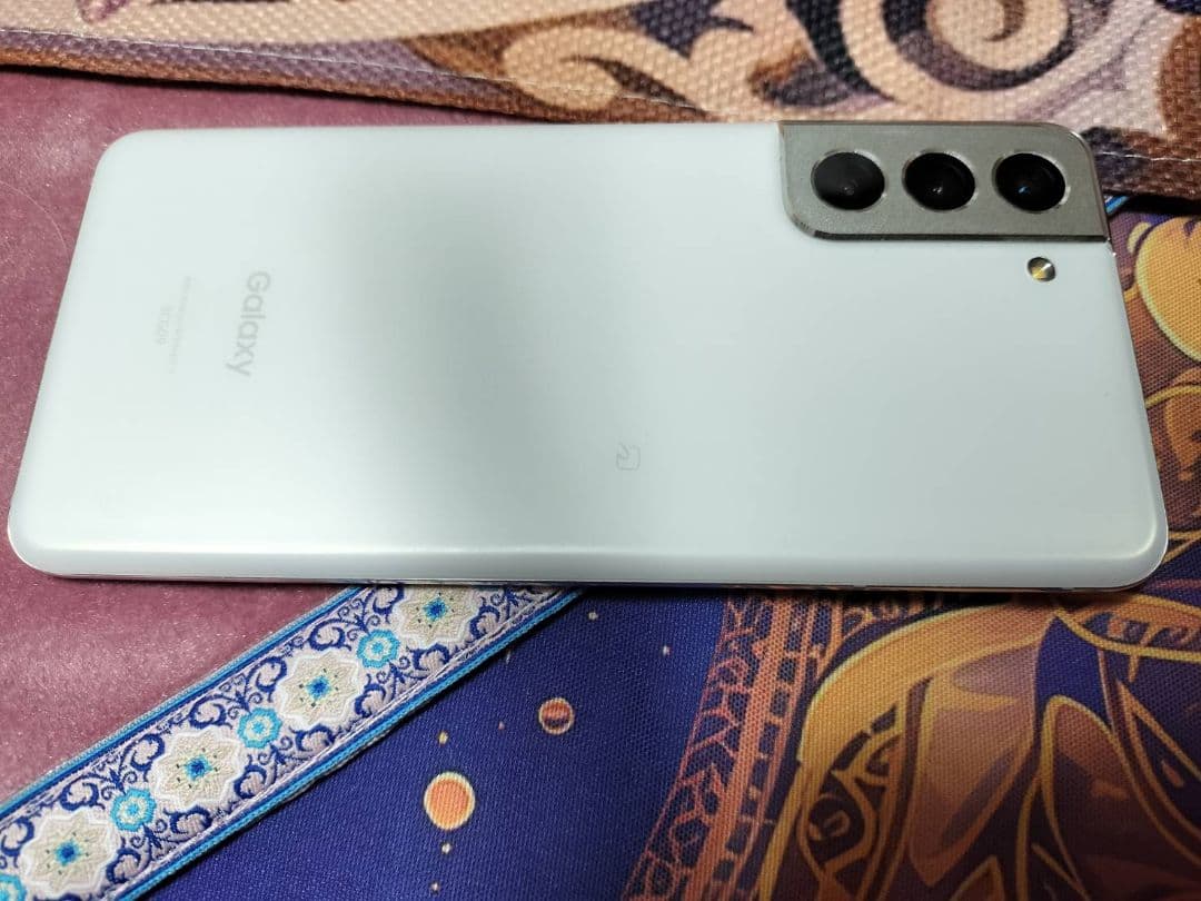 【美品中古】Galaxy S21 5G SCG09 256GB au