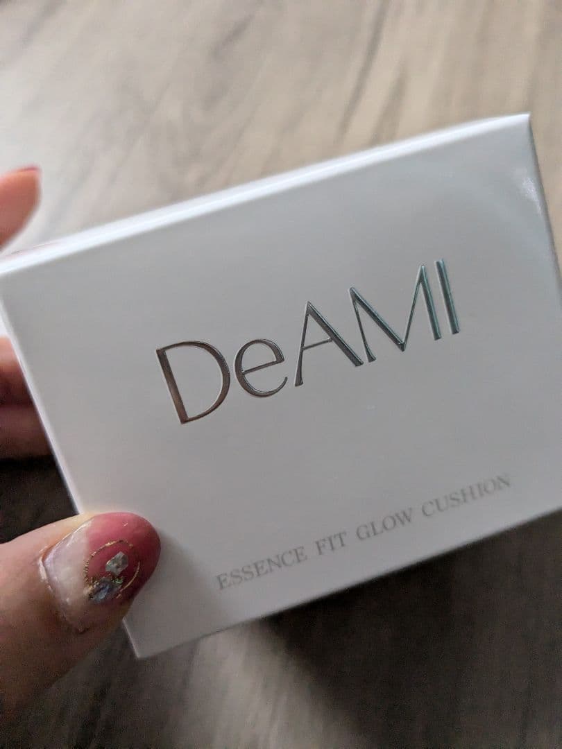 tayt☆新品未開封　Deami エッセンスフィットグロウクッション