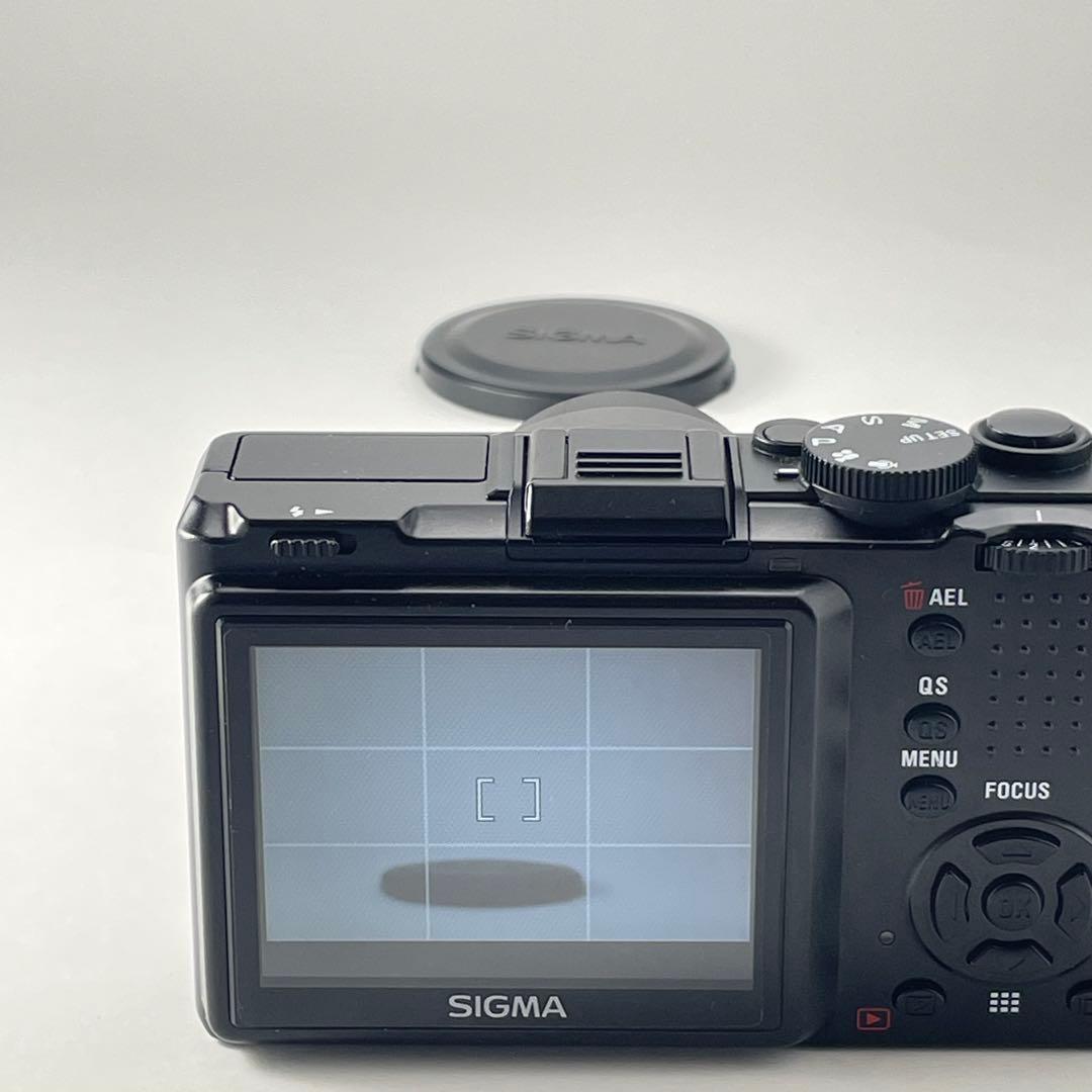 【極上美品・返品保証】SIGMA DP2x Foveon コンデジ