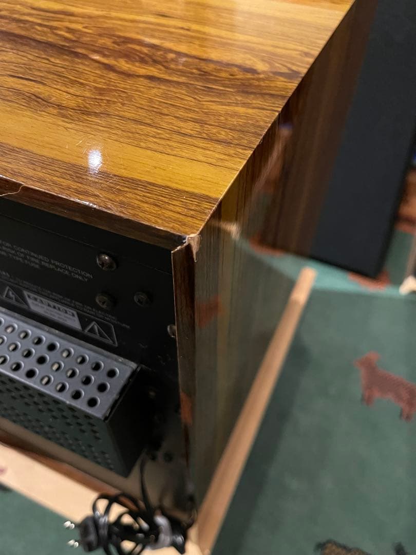 JBL BASS8 アクティブ・サブウーファー