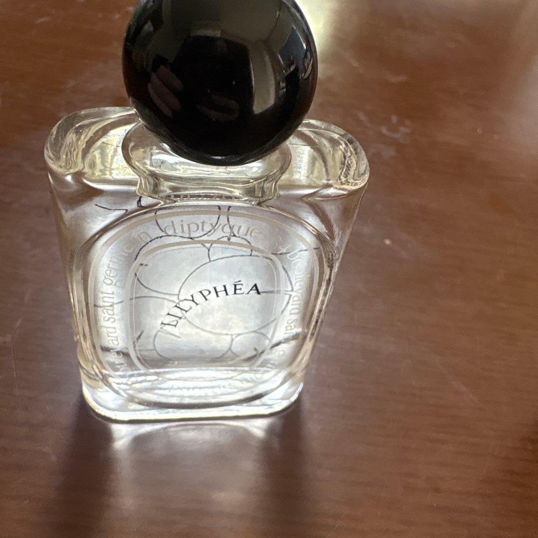 【最終値下げ】diptyque リリフェア 10ml 香水