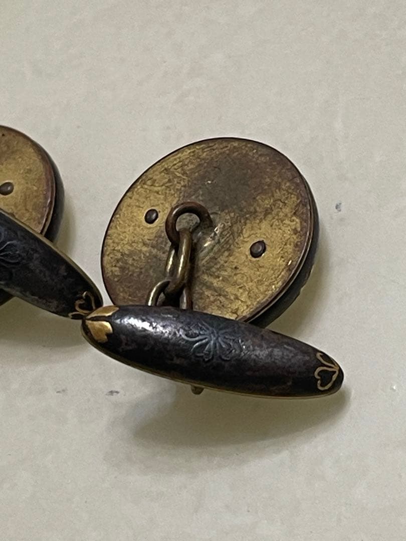 希少品　五三の桐　桜図　金象嵌　赤銅　時代物　チェーンカフス　レトロ　美術品