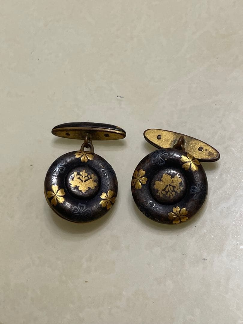 希少品　五三の桐　桜図　金象嵌　赤銅　時代物　チェーンカフス　レトロ　美術品