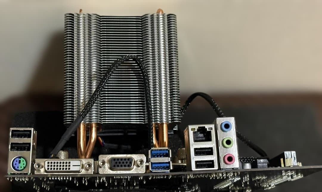 ASRock FM2A68M-DG3+ マザーボード