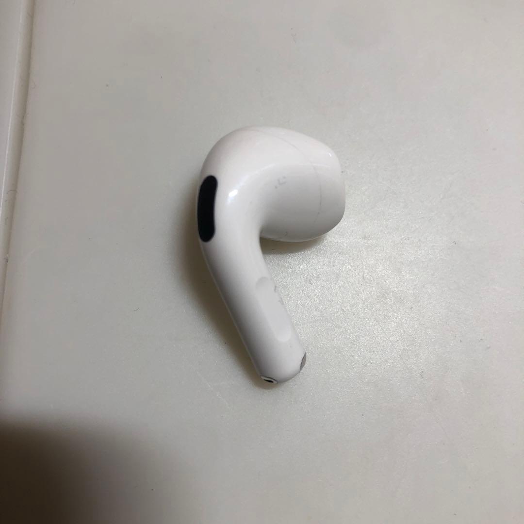 Apple AirPods 第4世代　ANC 右耳　右側　右