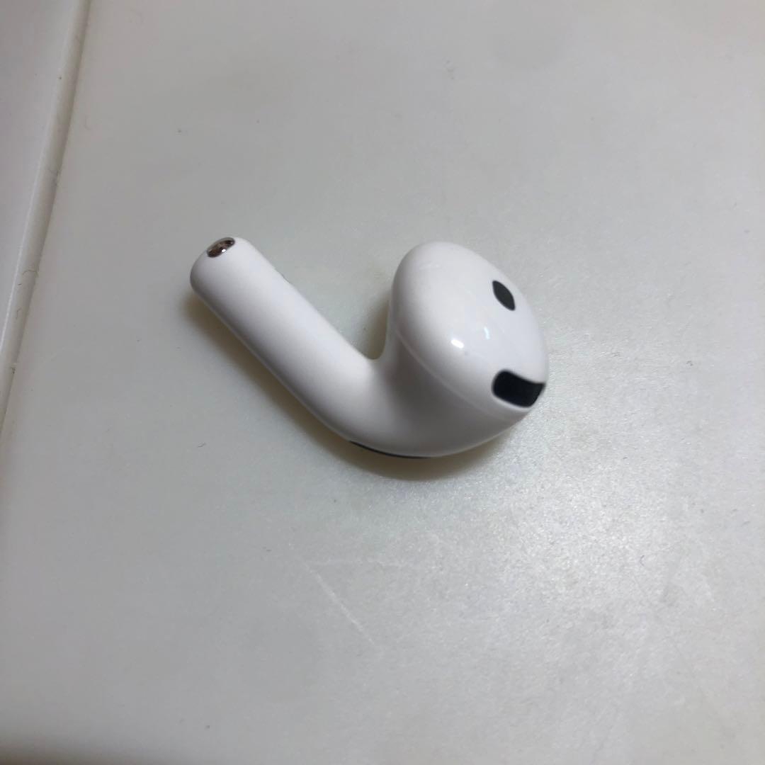 Apple AirPods 第4世代　ANC 右耳　右側　右