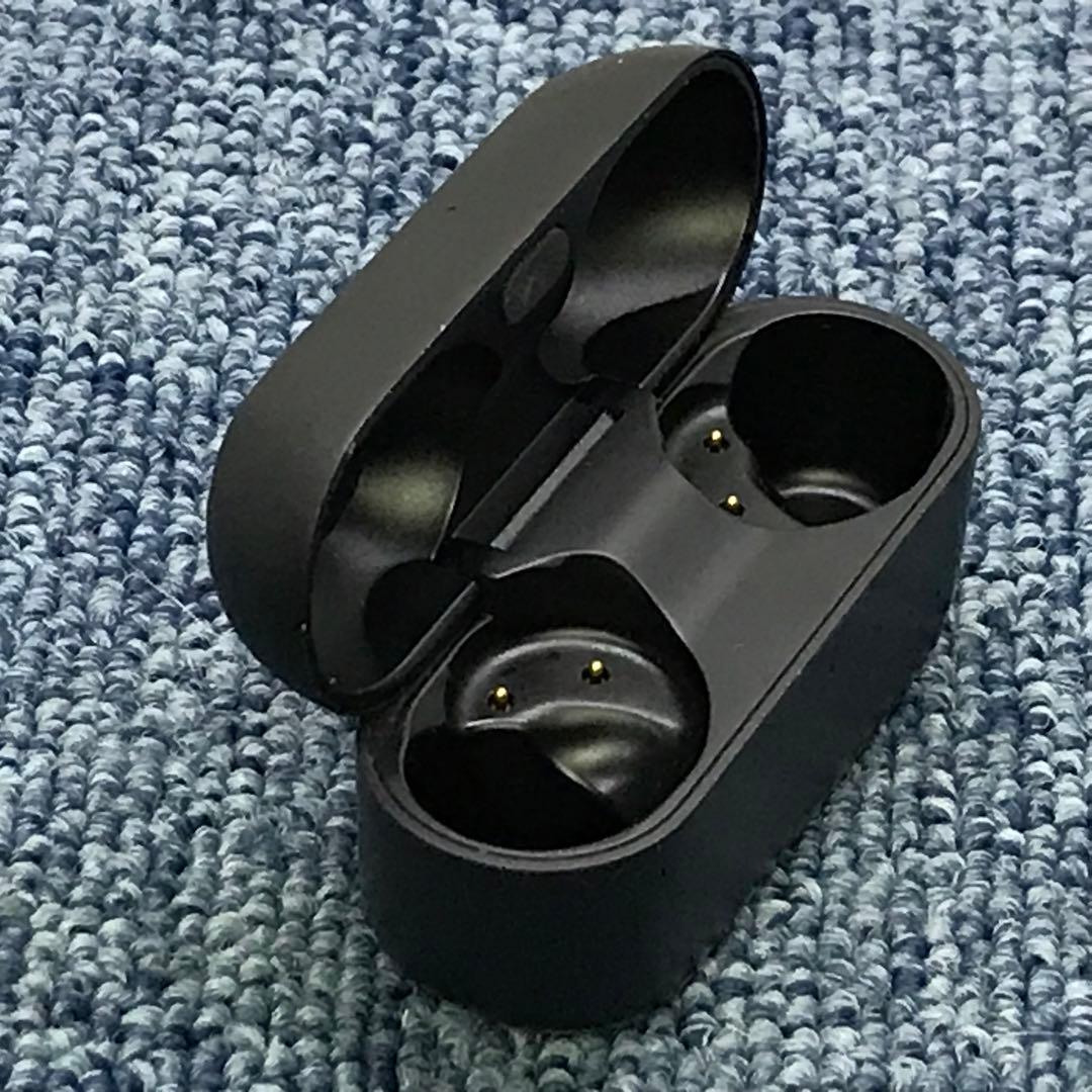 Technicsの完全ワイヤレスイヤホン「EAH-AZ100」充電ケース