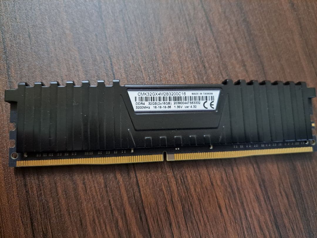 Vengeance LPX DDR4 32GB 3200MHz 16GB ×1枚