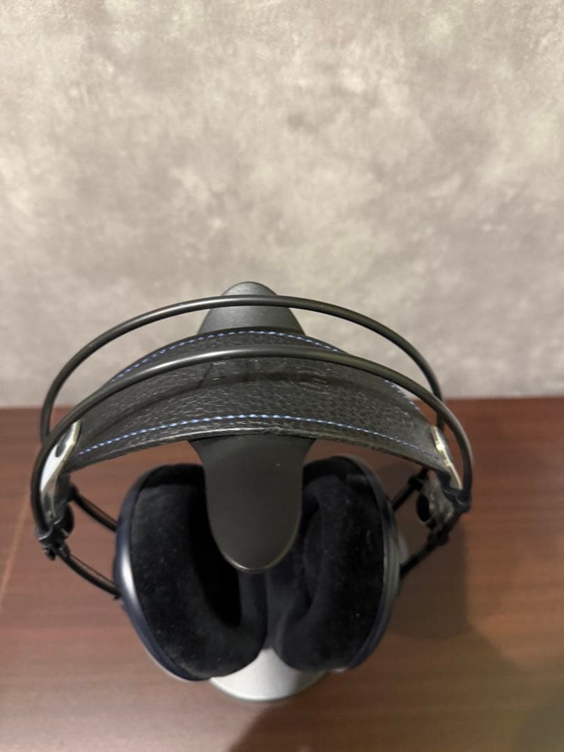 AKG K702 解放型ヘッドホン