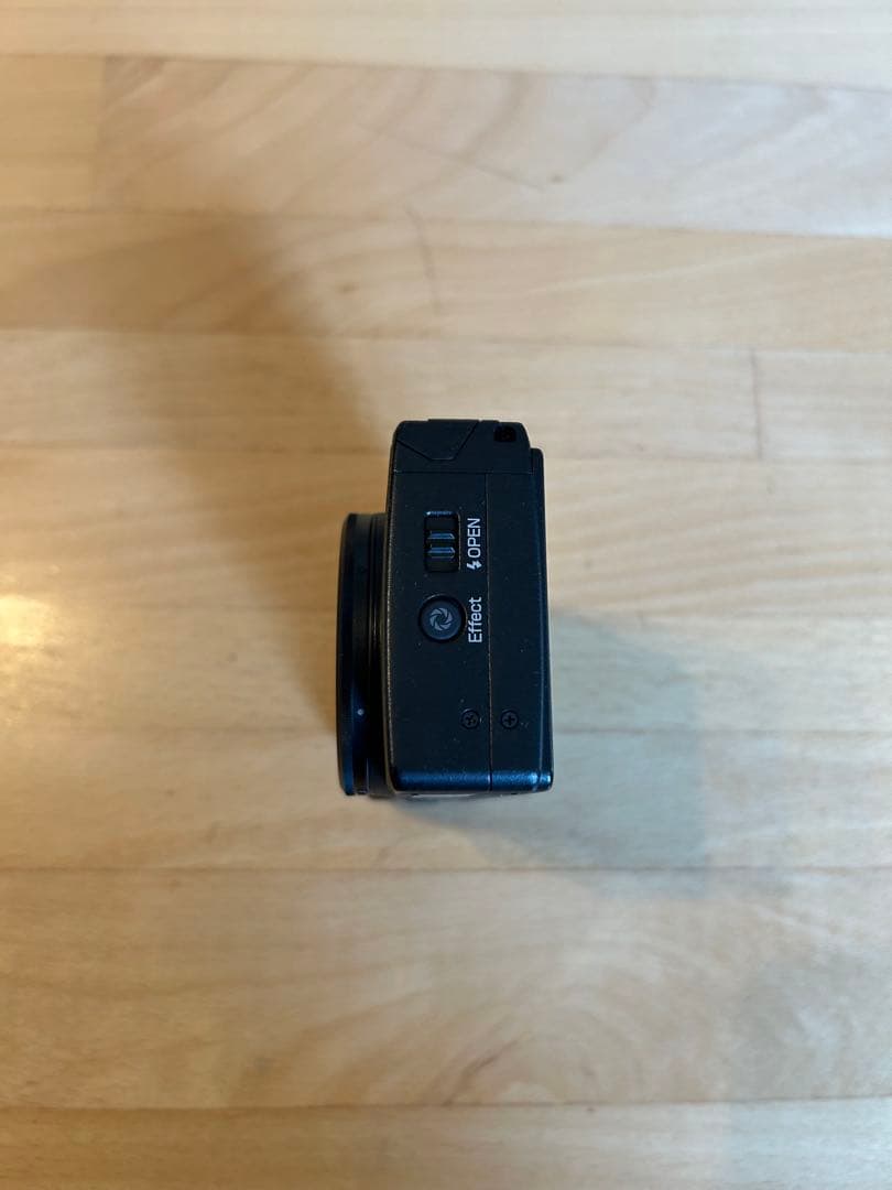 RICOH GR 初代 APS-CサイズCMOSセンサー【ショット数2416回】