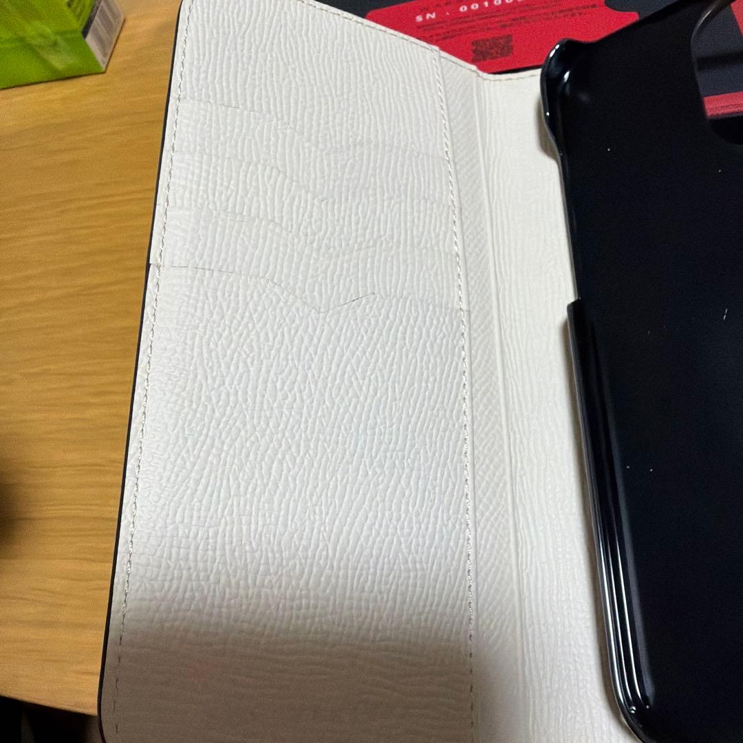 iPhone15promax ケース ボナペンチュラ 手帳型