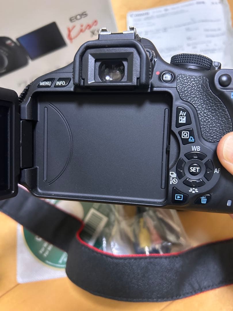[Canon EOS Kiss X5 ]ダブルズームキット(とても美品)