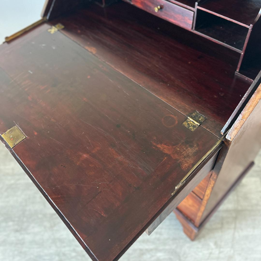 イギリス アンティーク家具 ビューロー　机 1930年頃 014B