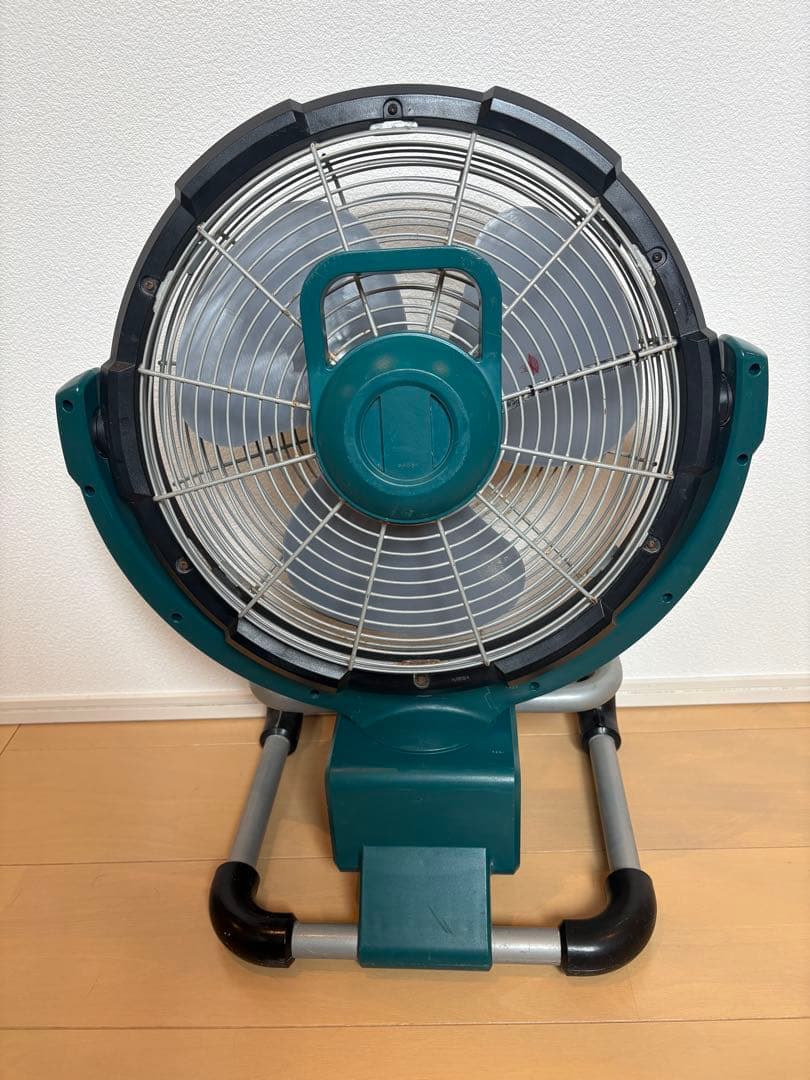 Makita CF300D スタンド式扇風機