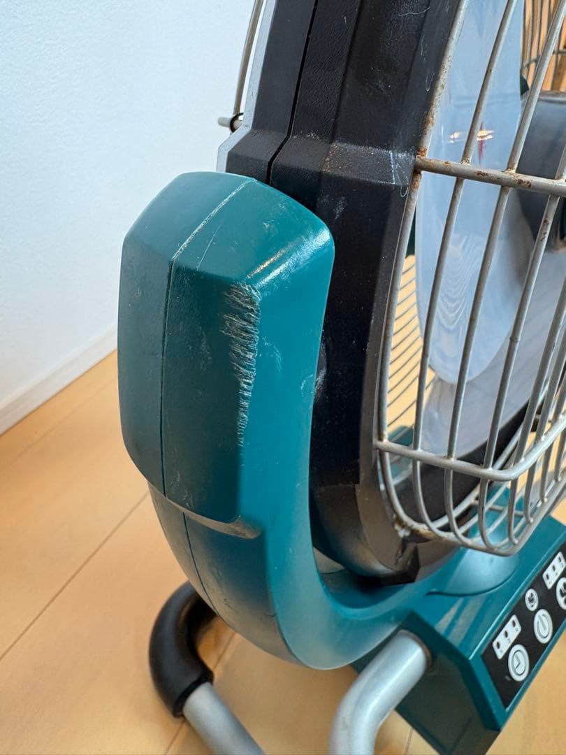 Makita CF300D スタンド式扇風機