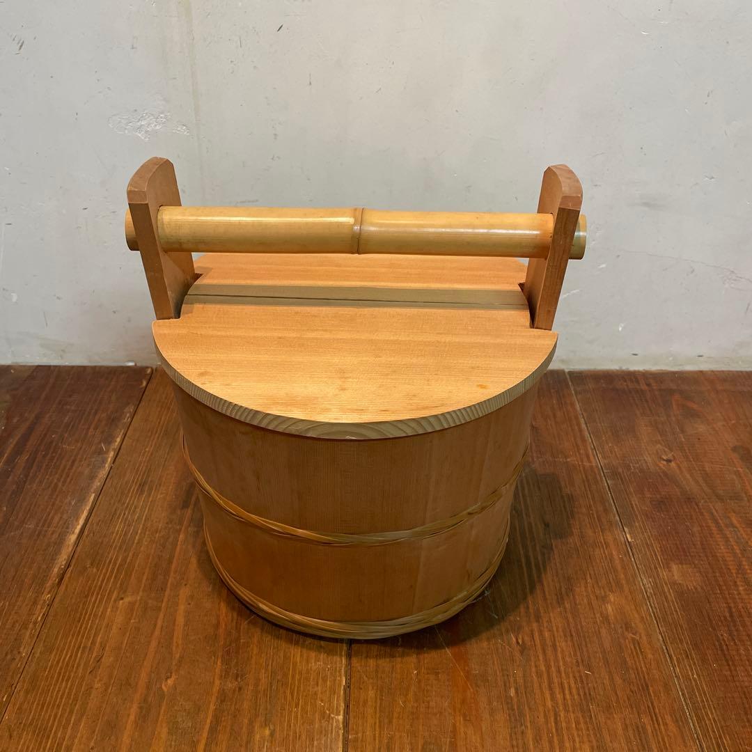 美品　茶道具　水張桶　手桶水指　木地　水屋道具　蓋付き　工芸品