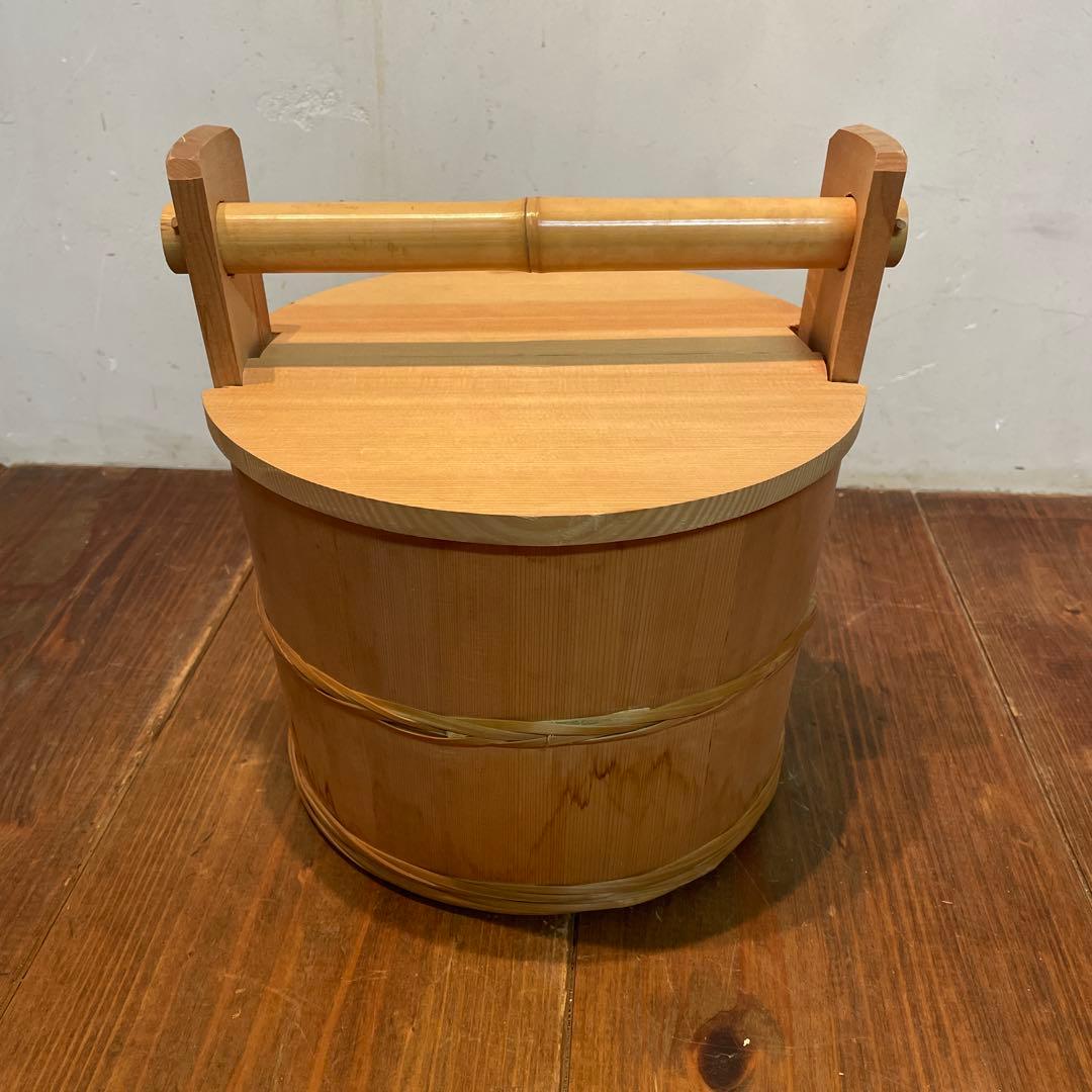 美品　茶道具　水張桶　手桶水指　木地　水屋道具　蓋付き　工芸品