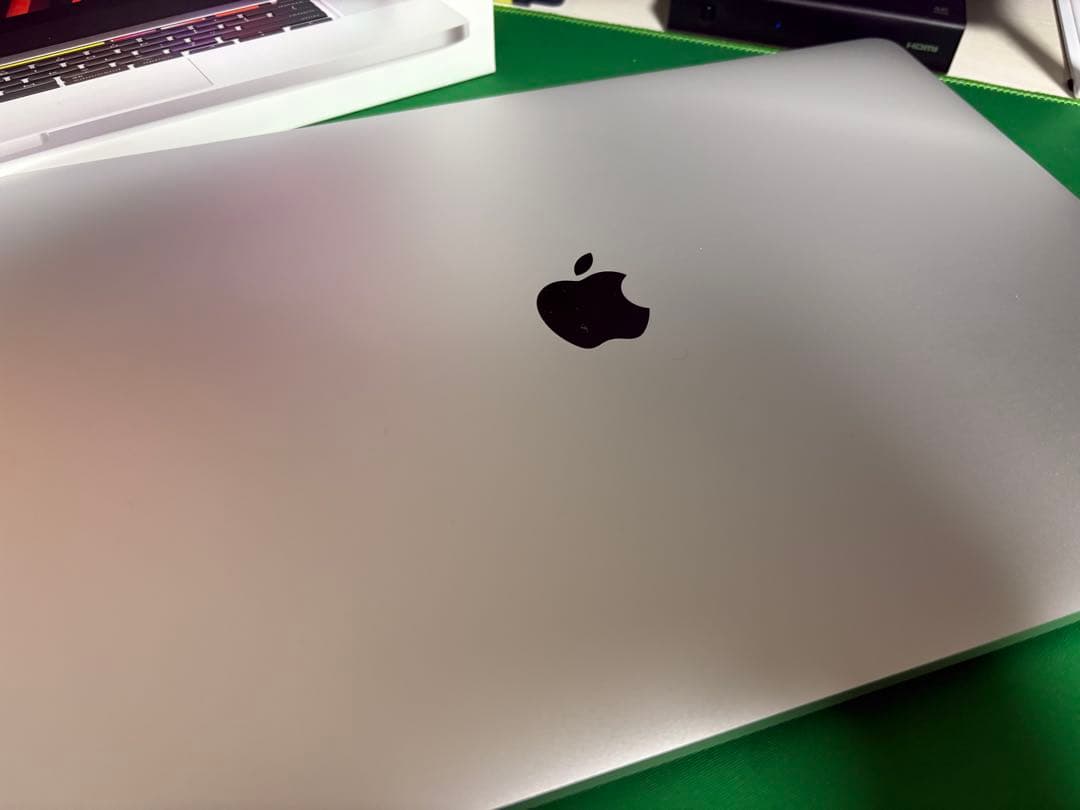 【美品】Apple MacBook Pro 16インチ 2019