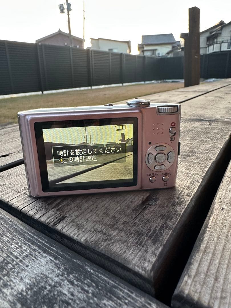 LUMIX FX40 12メガピクセル コンパクトデジタルカメラ