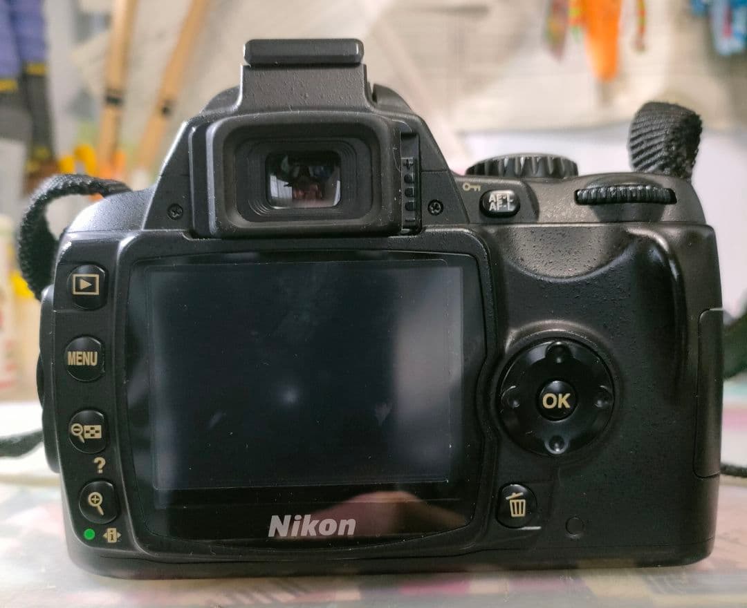 NIKON　D40　レンズ2本　バッテリー付　ストロボ付