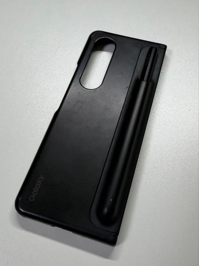 Galaxy Z Fold4 本体 バッテリー80%以上