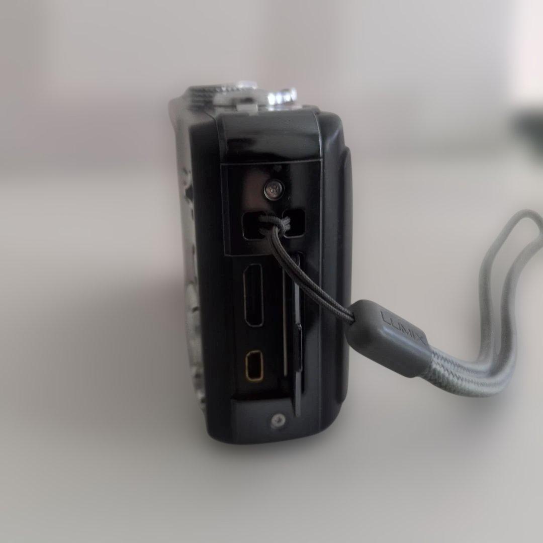 デジカメ　Panasonic　LUMIX　DMC-TZ30 本体