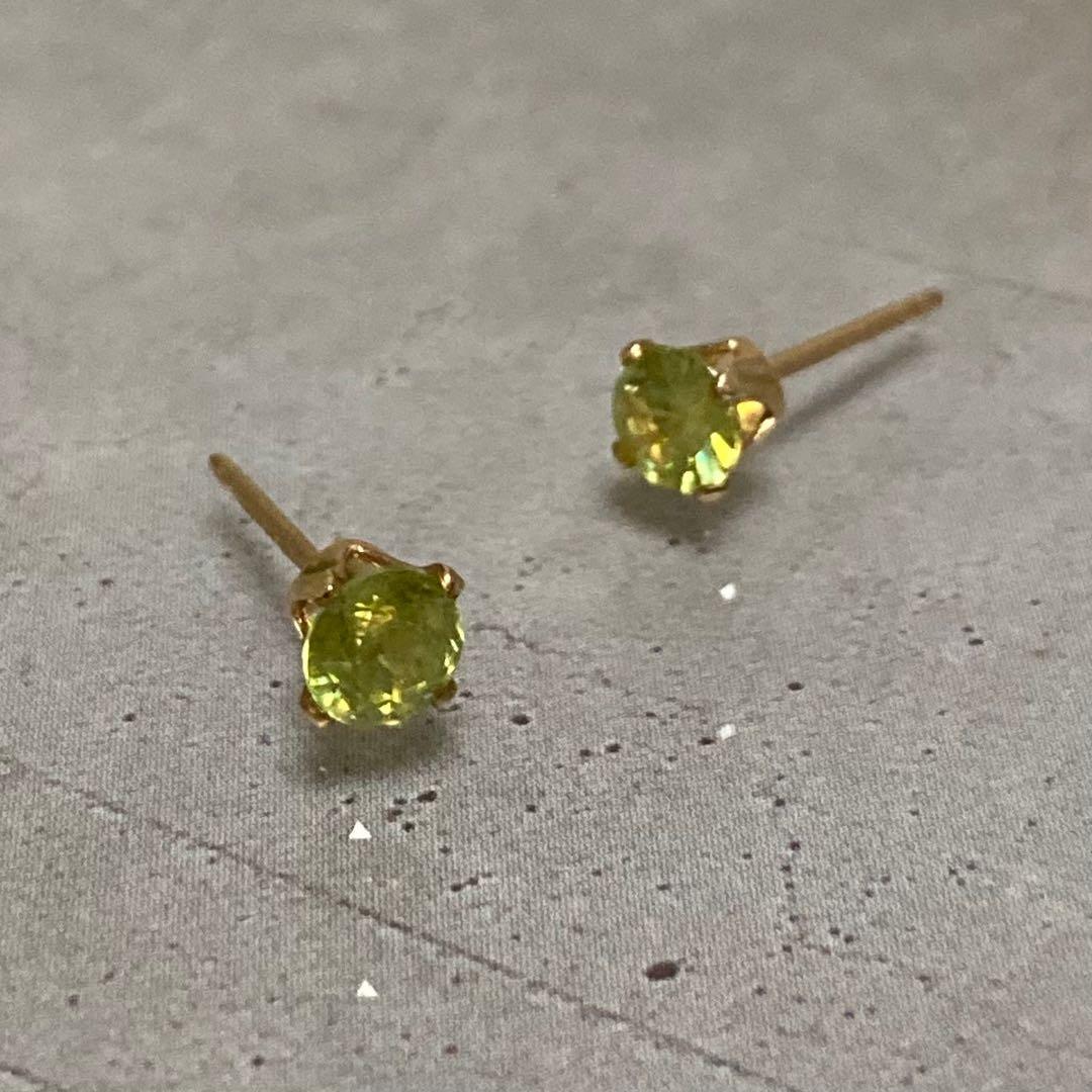 天然石 希少石 スフェーン スタッドピアス 4mm 14kgf