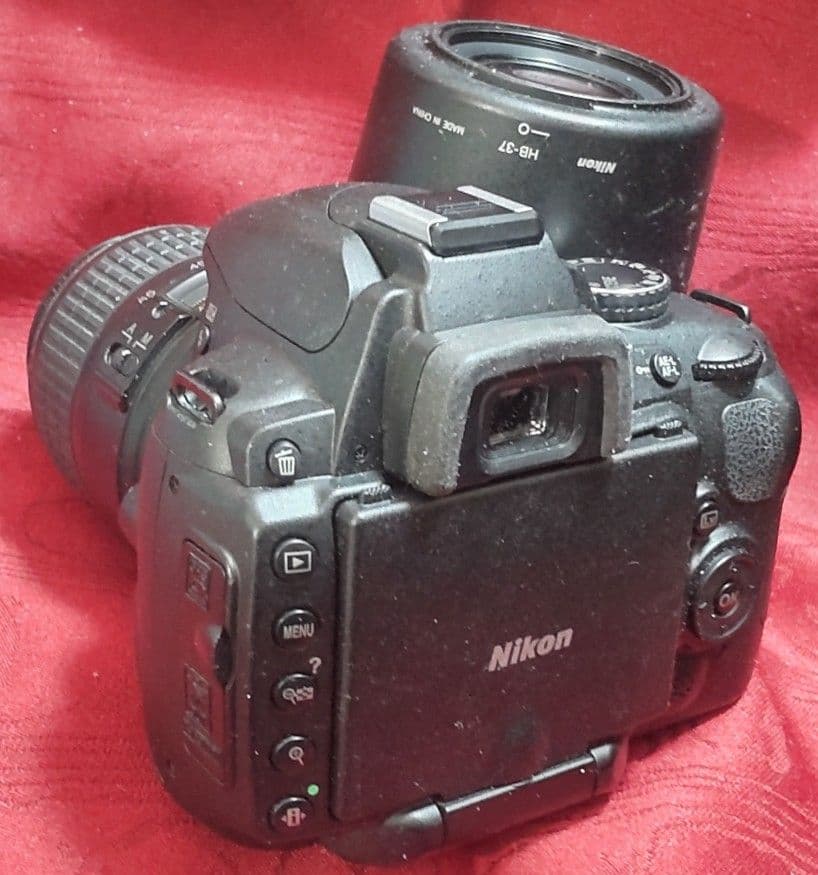 Nikon D5000デジタル一眼レフカメラ＜ 美品/動作確認済＞＋純正Wレンズ