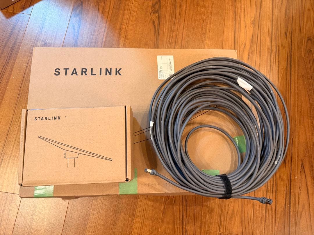 STARLINK アンテナ、オプションケーブル、マウントスタンドとケーブルセット