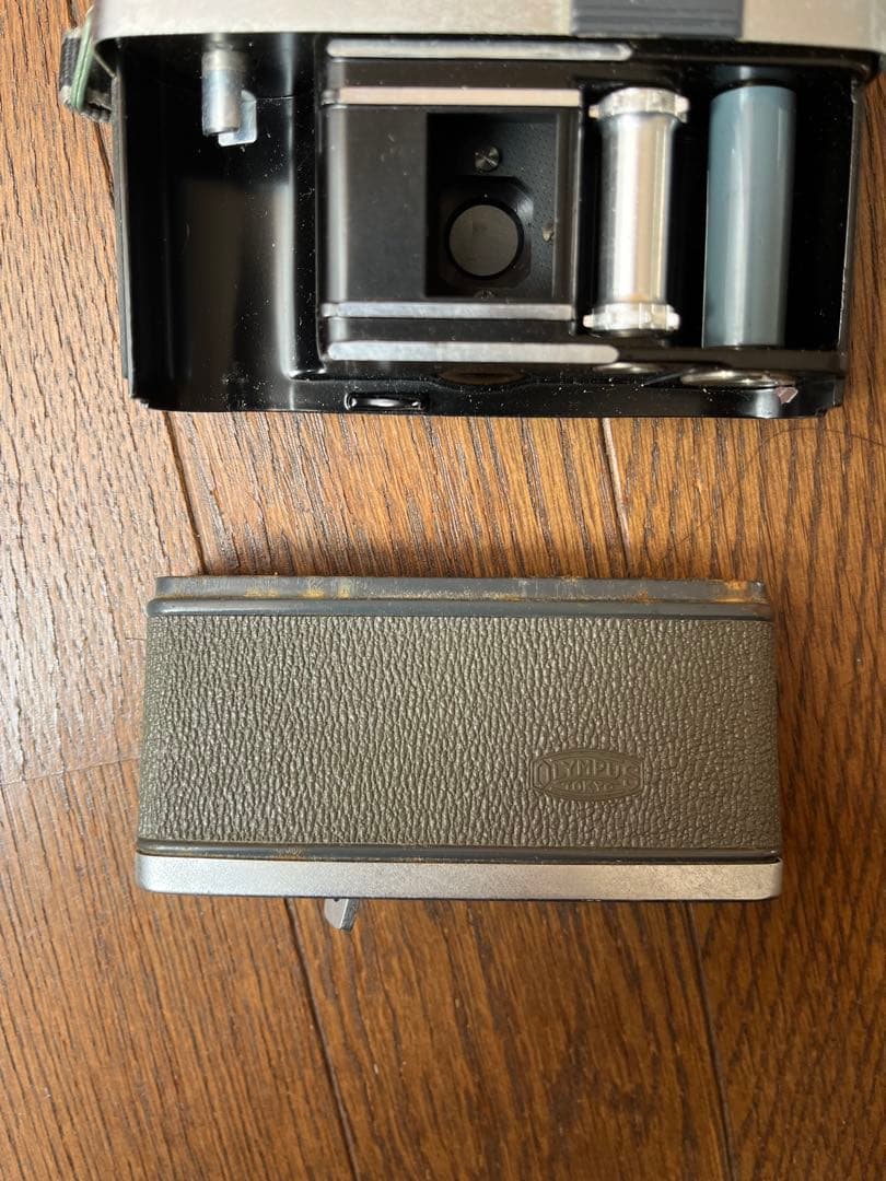 OLYMPUS PEN-EEフィルムカメラ
