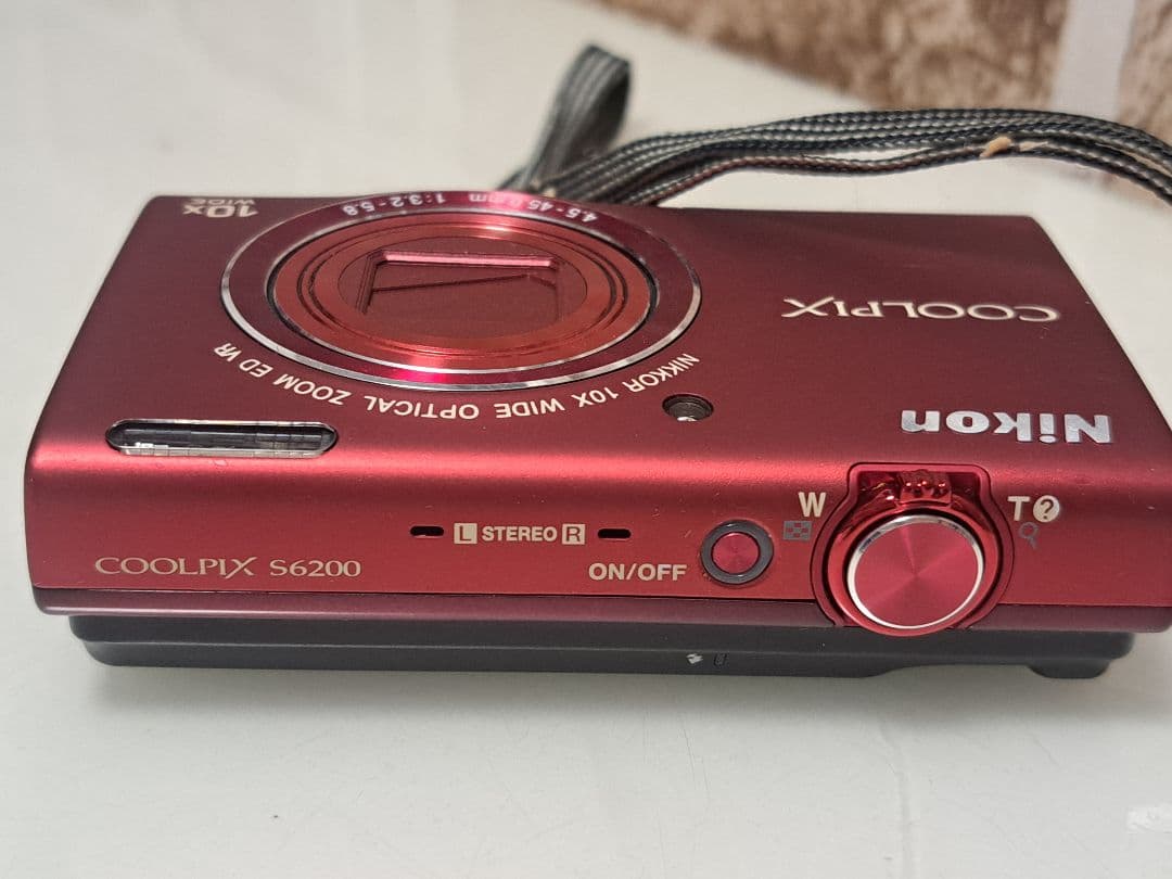 ニコン Nikon COOLPIX S6200 デジカメ メモリーカード付き