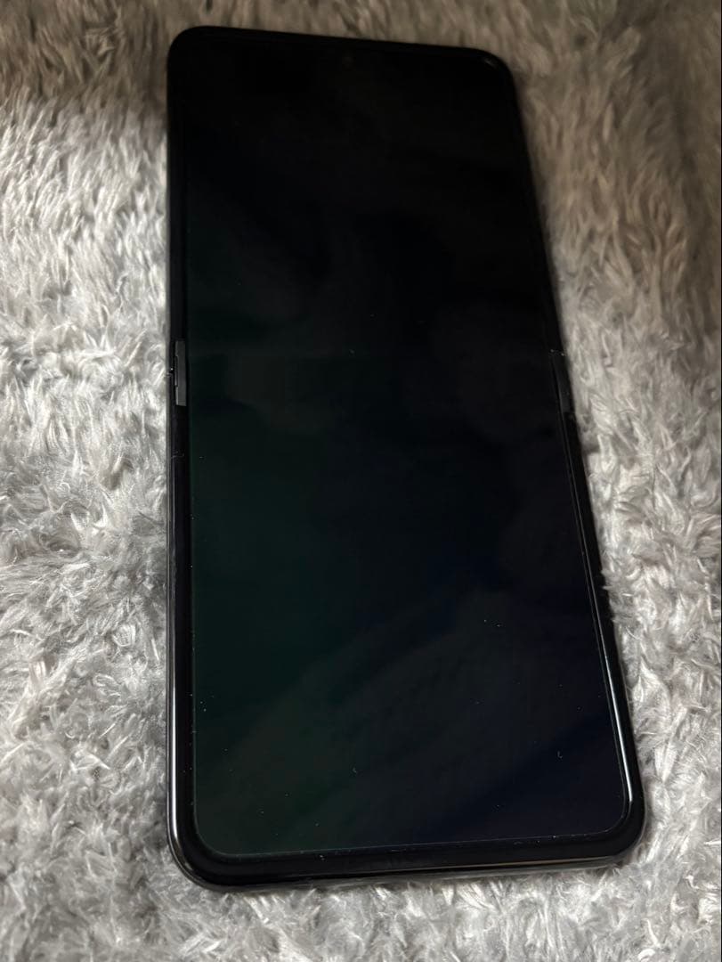 スマートフォン本体 MOTORAZR50S KG