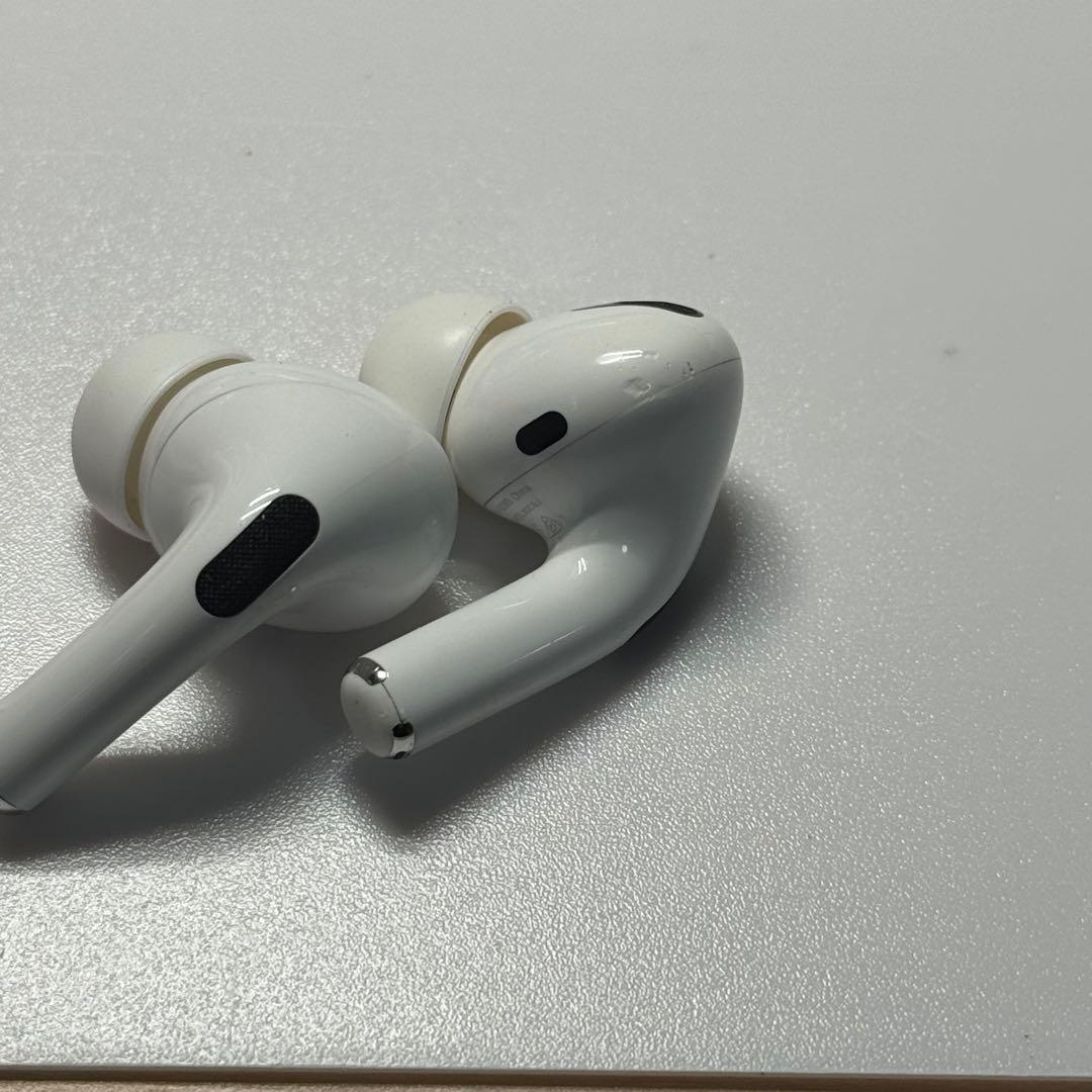 AirPods Pro 第1世代 MWP22J/A 本体 ①