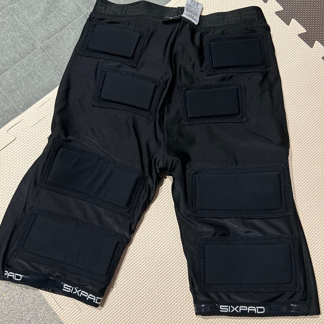 SIXPADシックスパッド　上下セットメンズLサイズ