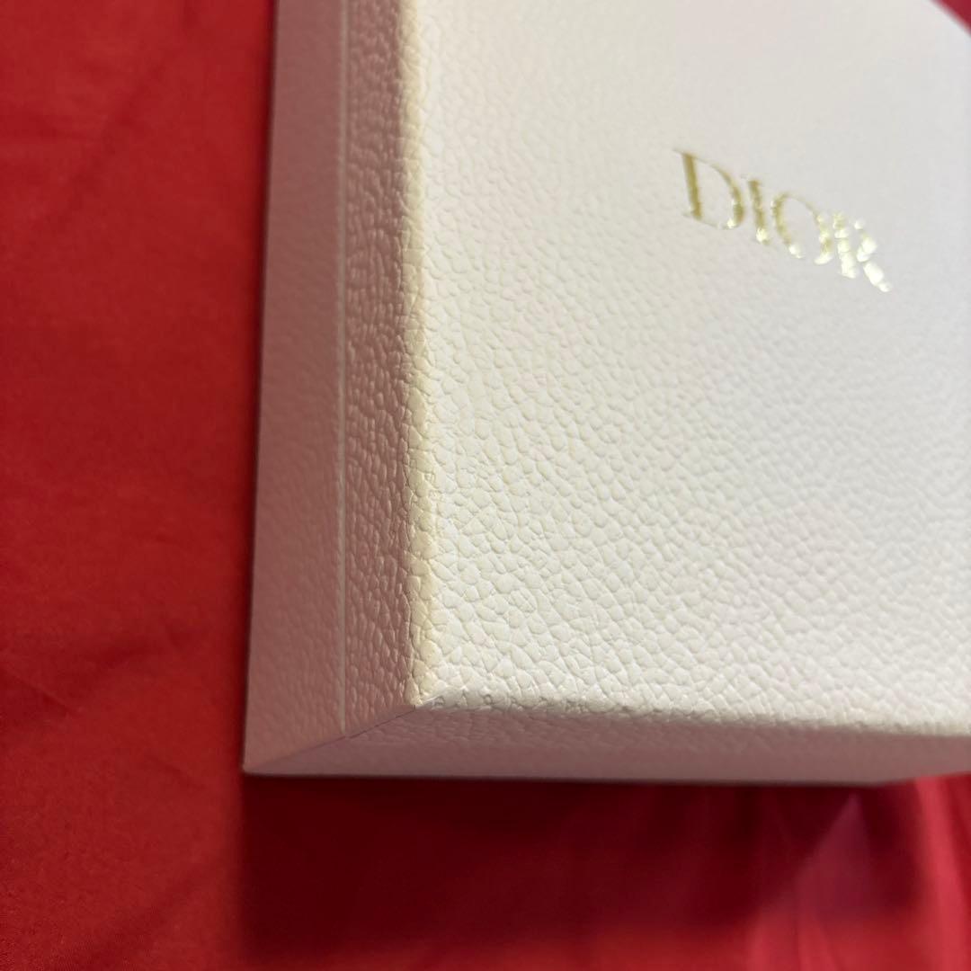 Dior ヘアミストとヘアブラシ セット